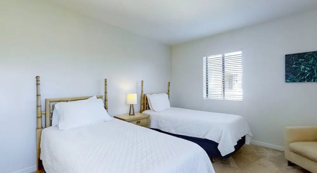Bright & Airy Dog-friendly Condo W/shared Pool, Free Wifi, Central AC, & W/D, Забронировать Апартаменты/квартира Амилия Jacksonville Coast