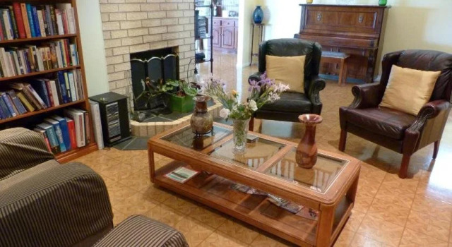 Grovely House Bed & Breakfast, Book Hotel 3-stjernede hoteller i Stanthorpe, 3*