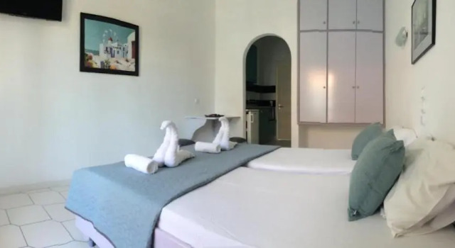 Студия Philippos Apartments