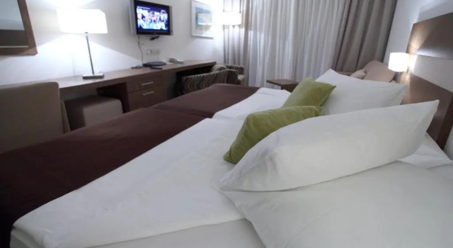 Двухместный номер Superior с балконом и с видом на море Hotel Park Makarska