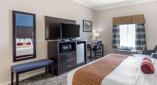 Двухместный номер Standard Best Western Spring Hill Inn & Suites