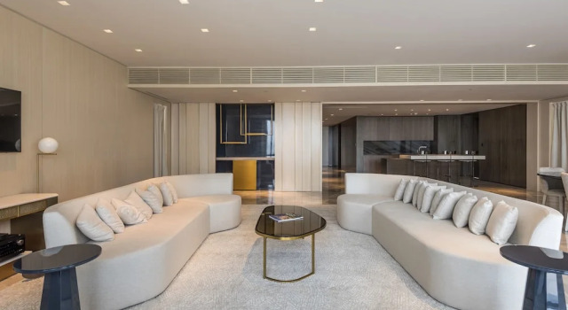 Maison Privee - Glamourous Apt with Sea Views at FIVE Palm, Забронировать Вилла Виллы Эмирата Дубая, рядом с Jumeirah Palm Tram Station, Вилла
