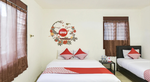 Hotel Dieng Permai, Book Hotel Hotels in Jetis with Parking, Parking