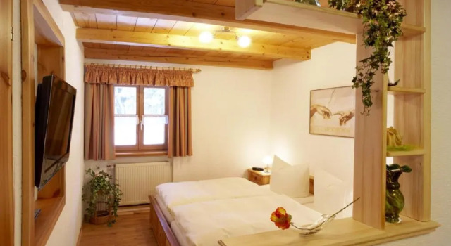 Ferienhaus Bärenhöhle, Rezerwuj Hotel Hotele w Bawaria z parkingiem, Parking