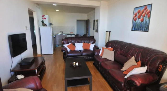 Ithaki Phinikoudes Apartment No. 202, Reservar Apartamento Apartamentos em Larnaca, Apartamento