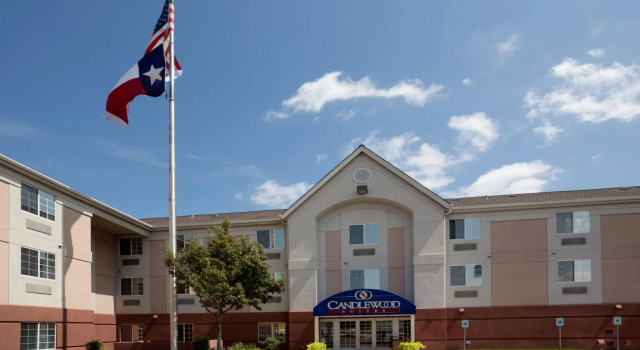 Кровать в общем номере Candlewood Suites Austin-Round Rock by IHG
