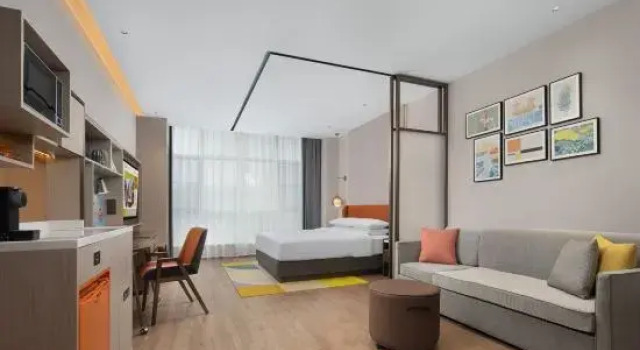Люкс Deluxe Home2 Suites by Hilton Wuhan Optics Valley