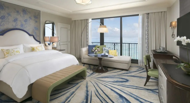 Двухместный номер Standard с балконом и с красивым видом из окна The Breakers Palm Beach