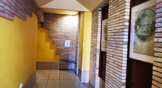 AZ El Balcón de Torre Nueva III, Забронировать Отель Отели Сарагосы с парковкой, рядом с Парафия Сан-Мигель-де-лос-Наваррос, Парковка