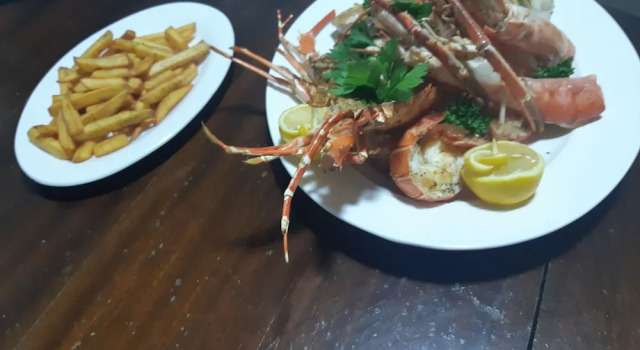 Palais Otentik Restaurant n Hotel at Pointe aux Cannonier is Well Situated