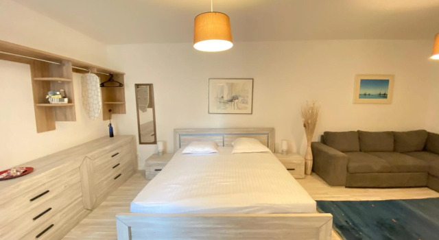 B&B Guest House Du Lac, Забронировать Отель «постель и завтрак» Монтрё Lavaux, рядом с Казино в Монтрё