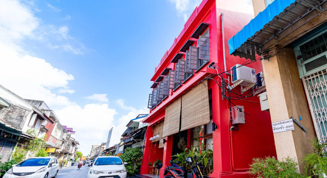 Yu Cafe Hostel, Забронировать Хостел Сонгкхла провинция Сонгкхла, рядом с Songkhla National Museum