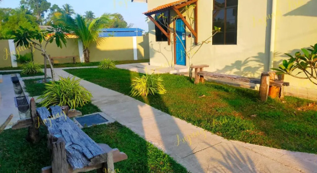 Люкс anjung ara suites and roomstays