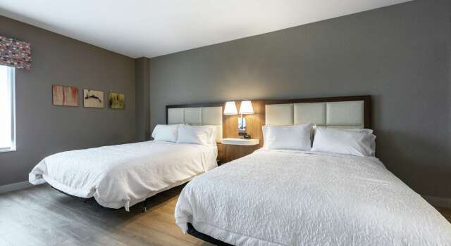 Hampton Inn & Suites By Hilton Charlottetown, Pei, Boek Hotel Hotels in Prins Edwardeiland met zwembad, Zwembad