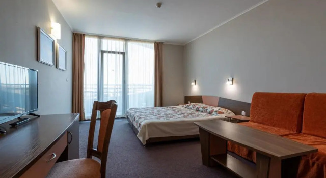 Двухместный номер Standard с балконом Apartment Konstantin in Trakia Plaza
