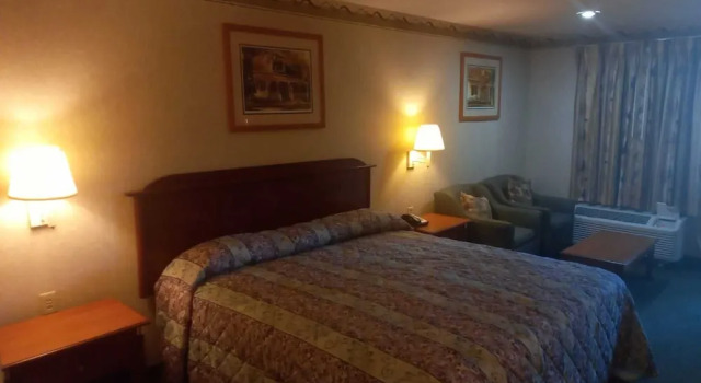 Двухместный номер Economy Traveler Inn and Suites