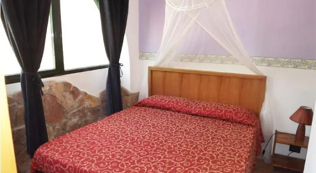 Casa Masseria Le Ville, Rezerwuj Bed and Breakfast Hotele w Foresta Umbra z basenem, Basen