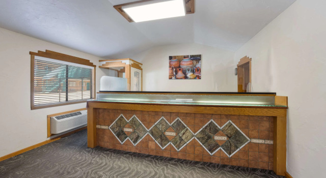 Best Western Kokopelli Lodge, Buchen Sie Hotel Hotels in Clayton mit Frühstück, Frühstück