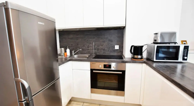 Апартаменты Deluxe c 1 комнатой с балконом City Central Apartments - Old Town