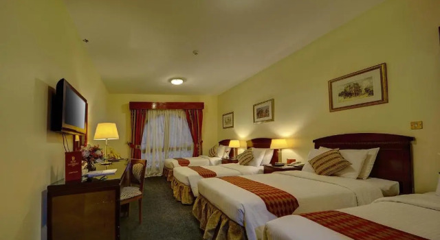Четырёхместный номер Standard Elaf Taiba Hotel