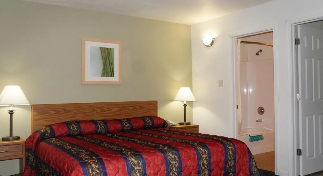 Lake Marina Inn, Buchen Sie Hotel Clearlake Oaks Kalifornien