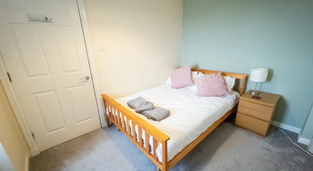 Tranquil 2Bed/2Bath Duplex Falkirk, Забронировать Апартаменты/квартира Фолкерк Центральная Шотландия, рядом с Falkirk Town Hall