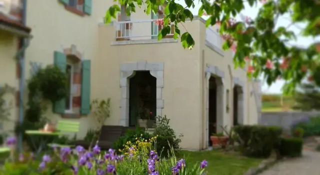 Chambres d'hôtes Le Cartounier, Rezervasyon Otel Pinel-Hauterive Lot Valley
