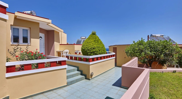 Апартаменты Comfort Everest Apartments and Suites