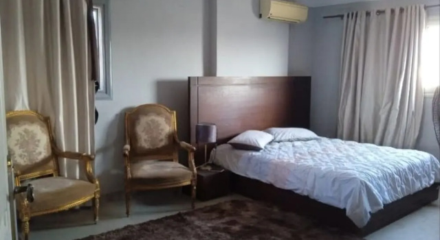 Female only A Room in 3 rooms CITYCENTRE