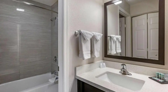 Номер Standard Best Western North Phoenix Hotel