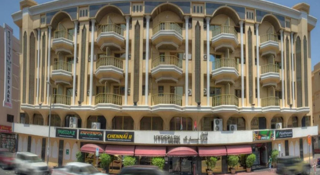 Hyde Park Hotel, Забронировать Отель Бур-Дубай Дубай, рядом с Круизный терминал компании Seawings в порту Рашид