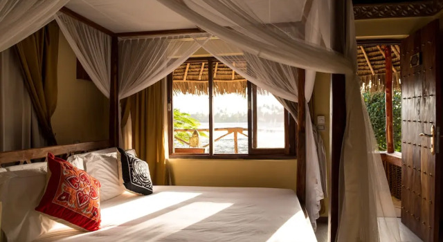 Двухместный номер Standard с балконом и с видом на залив The Island - Pongwe Lodge