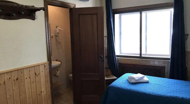 Hostal Puerto, Book Hostel Hostels in Castile and Leon, Hostel
