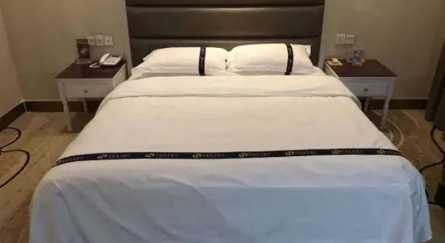 Ega   Hotel, Rezerwuj Hotel Tanie hotele w Shishi