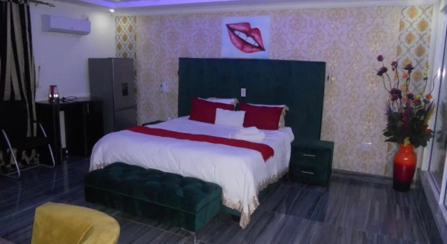 Двухместный люкс Deluxe Gold Crown International Hotel Johannesburg