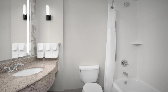 Четырёхместный номер Standard Hilton Garden Inn Annapolis