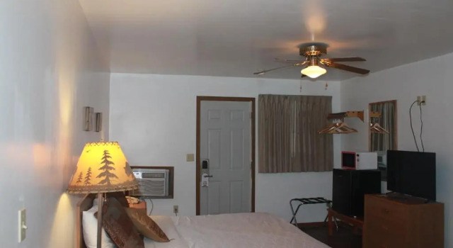 Номер Standard The Brookside Motel Keystone Near Mt Rushmore