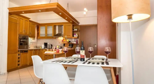 Апартаменты Pisces City Center Apartment
