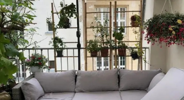 Apartment with terrace in Paris center - MONTORGUEIL district, Забронировать Апартаменты/квартира 2-й округ: Биржа Париж, рядом с Станция метро Rambuteau