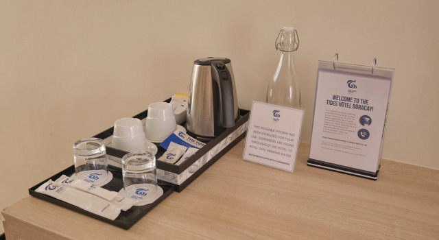 Номер Premier The Tides Hotel Boracay