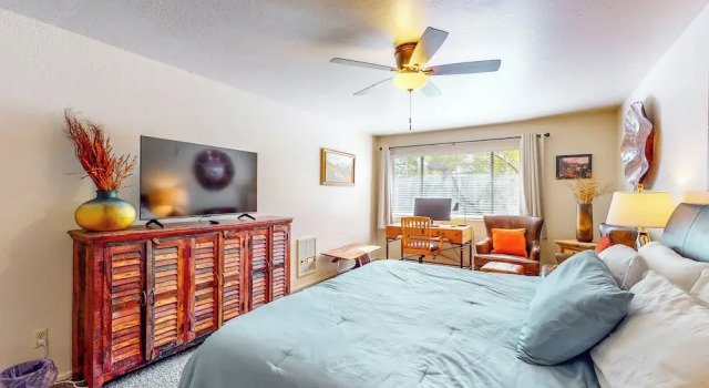 3BR Condo w/ Fire Pit & Full Kitchen