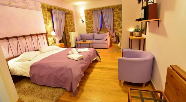 Mavraganeiko, Prenota Hotel Xylokastro-Evrostina Corinthia Regional Unit
