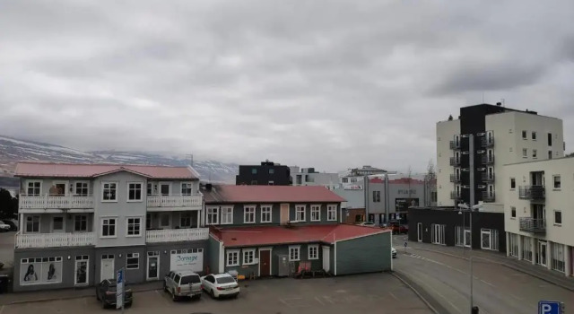 G10 Apartments