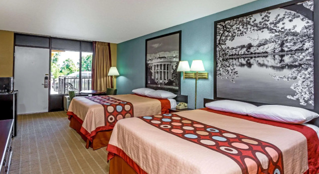 Четырёхместный номер Standard Super 8 by Wyndham Jessup/Baltimore Area