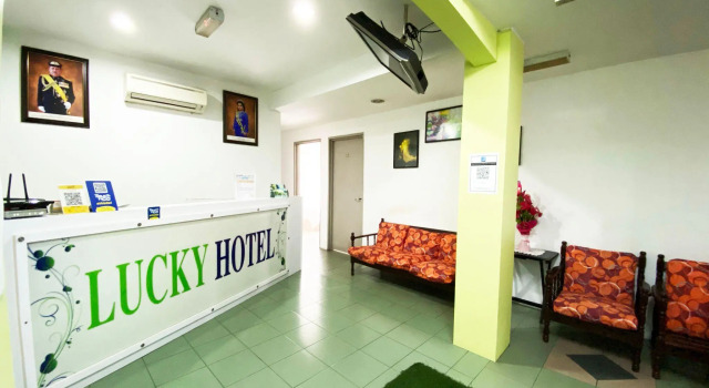 Lucky Hotel, Varaa Hotelli Hotellit Johor pysäköinnillä, Pysäköinti