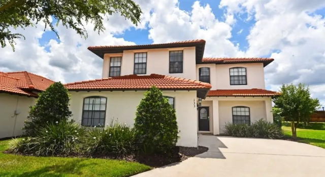 133 High Grove House 5 Bedroom by Florida Star