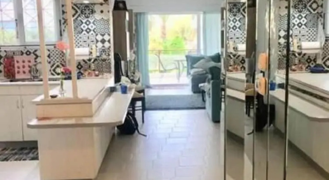 Апартаменты с балконом и с видом на город Sea & City Apartment in Voula