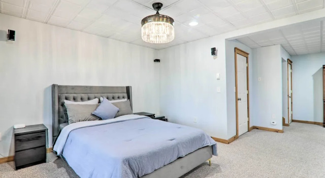 Апартаменты с 4 комнатами Modern Camelback Mountain Home: 1/2 Mi to Skiing!