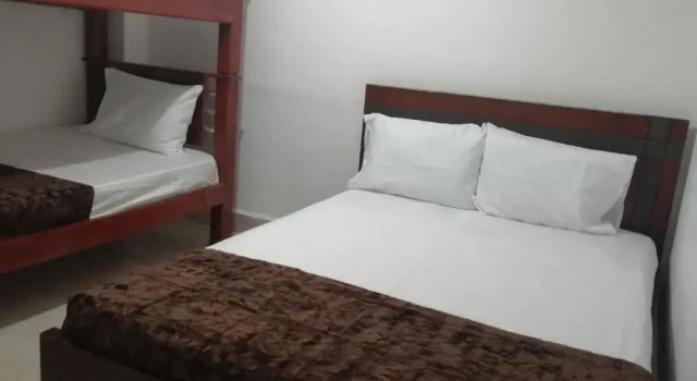 Трёхместный номер Economy Hotel Sol del Estadio