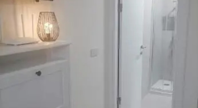 Tom's House, Prenota Hotel Otopeni 